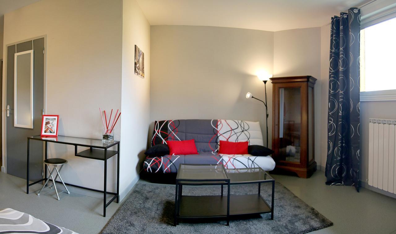 Le Grand Val Bed & Breakfast Lavastrie Luaran gambar