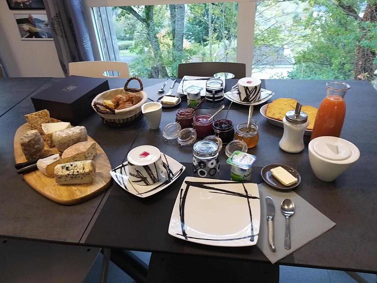 Le Grand Val Bed & Breakfast Lavastrie Luaran gambar