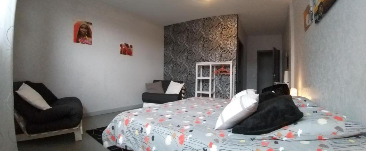 Le Grand Val Bed & Breakfast Lavastrie Luaran gambar